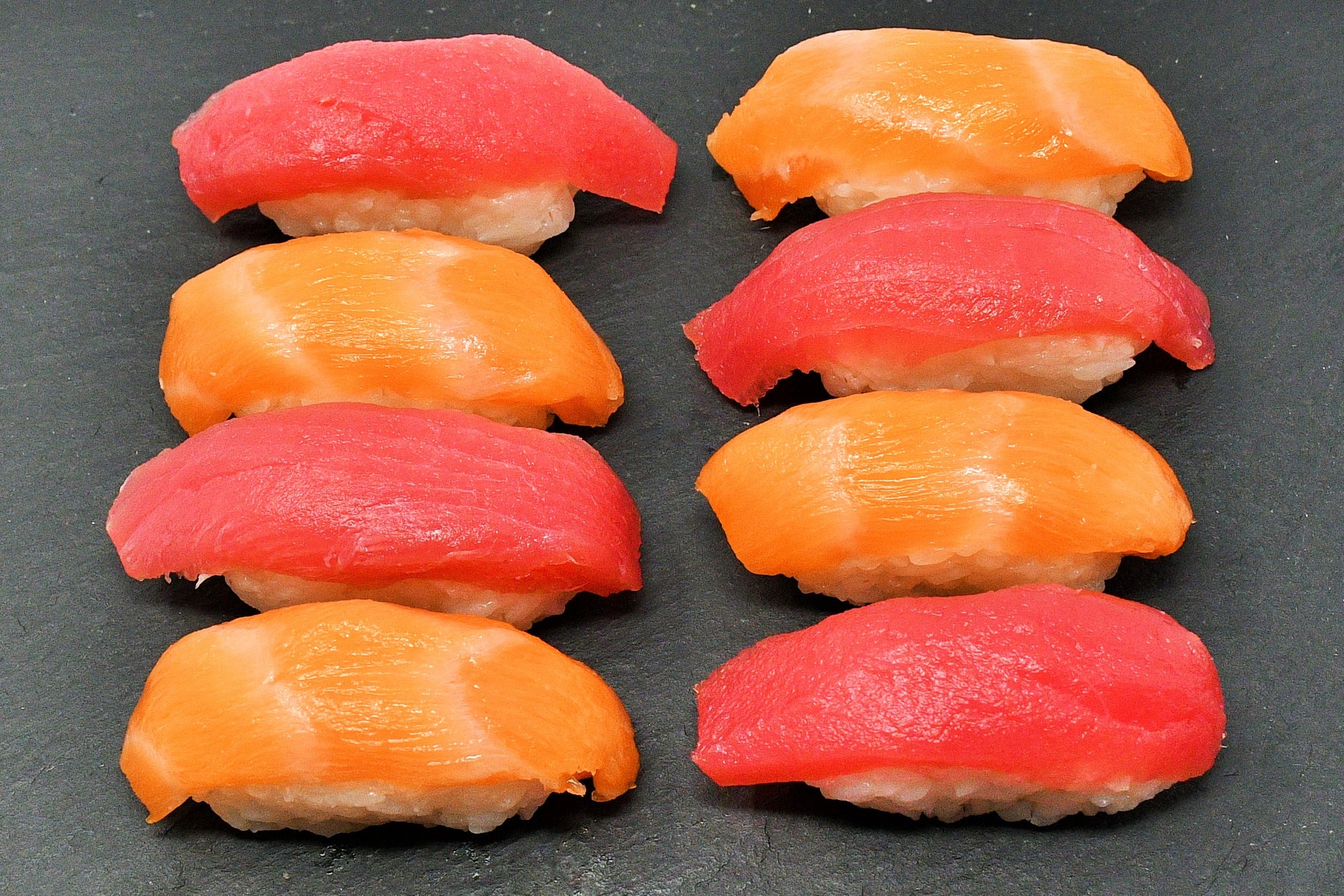 Tuna & Salmon Sushi Set