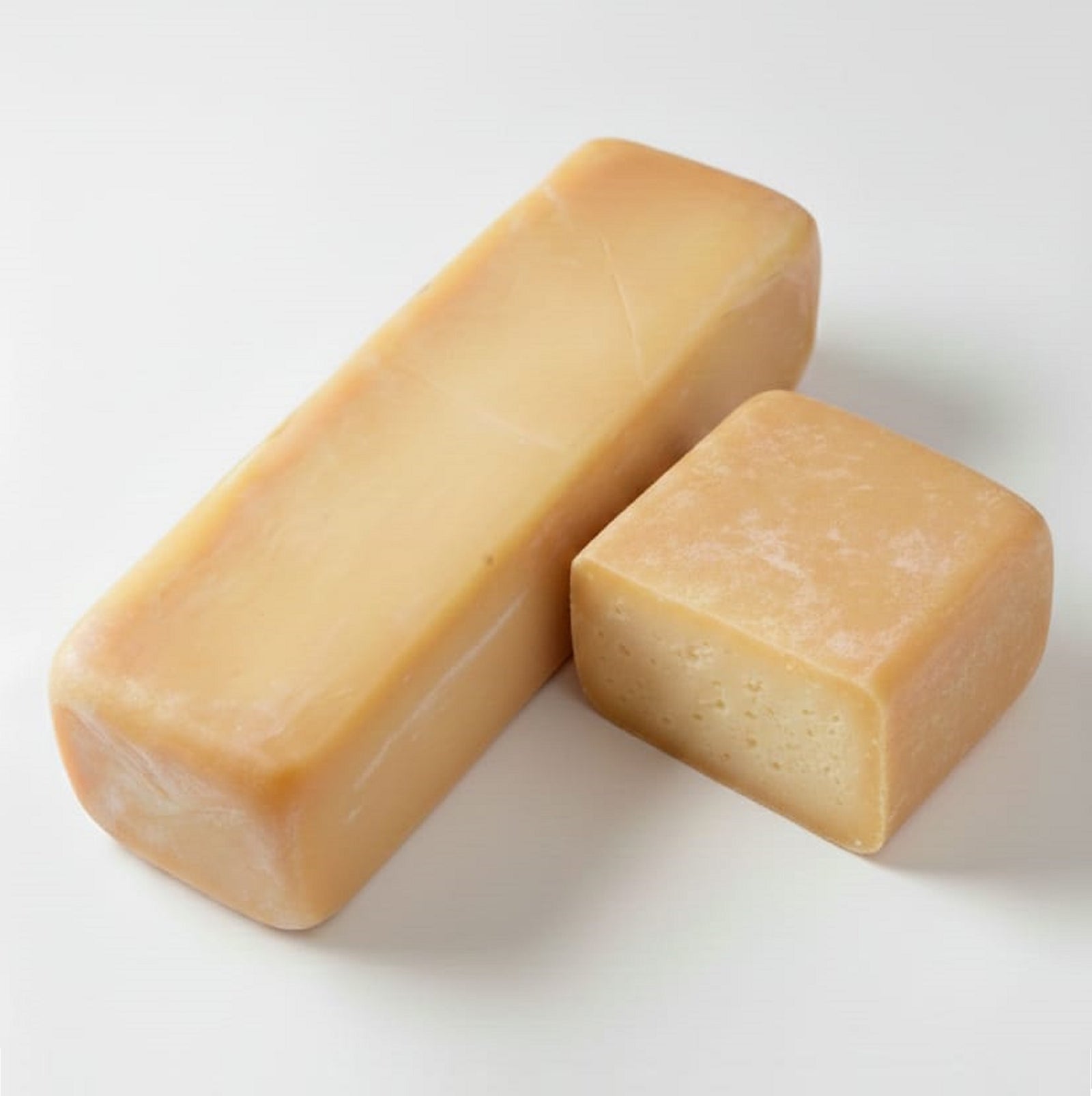 SMOKED SCARMOZA (220-250g)